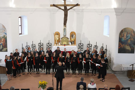 KOMORNI ZBOR FRAN GERBIČ LETNI KONCERT 60 FOTO LJUBO VUKELIČ